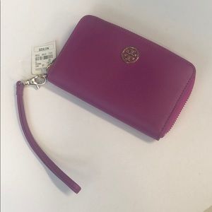 Brand new Tory Burch wristlet